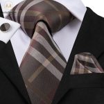 Italian Style100% Silk Luxury Brown Solid Pattern Tie Set