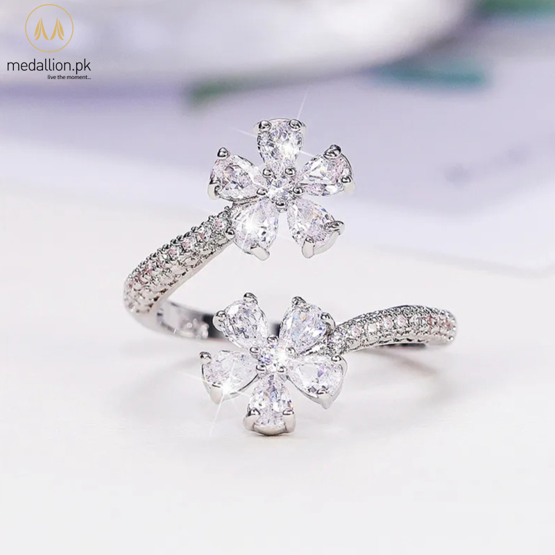 Luxury White Gold Plated Flower Shape Cubic Zirconia Ring