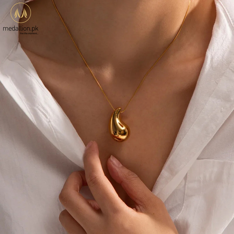 Vintage Yellow Gold Plated Dome Water Drop Necklace