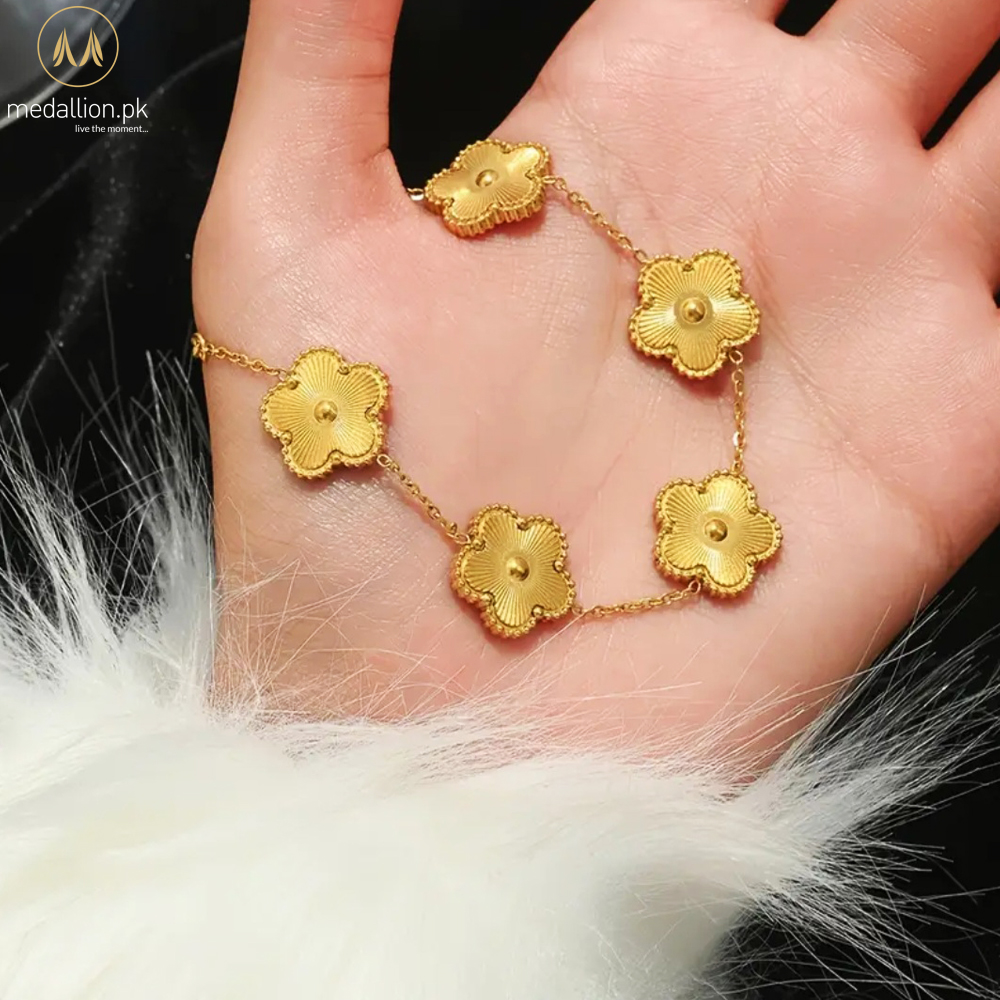 Stainless Steel 18K Gold Plated Double Sided Flower Bracelet