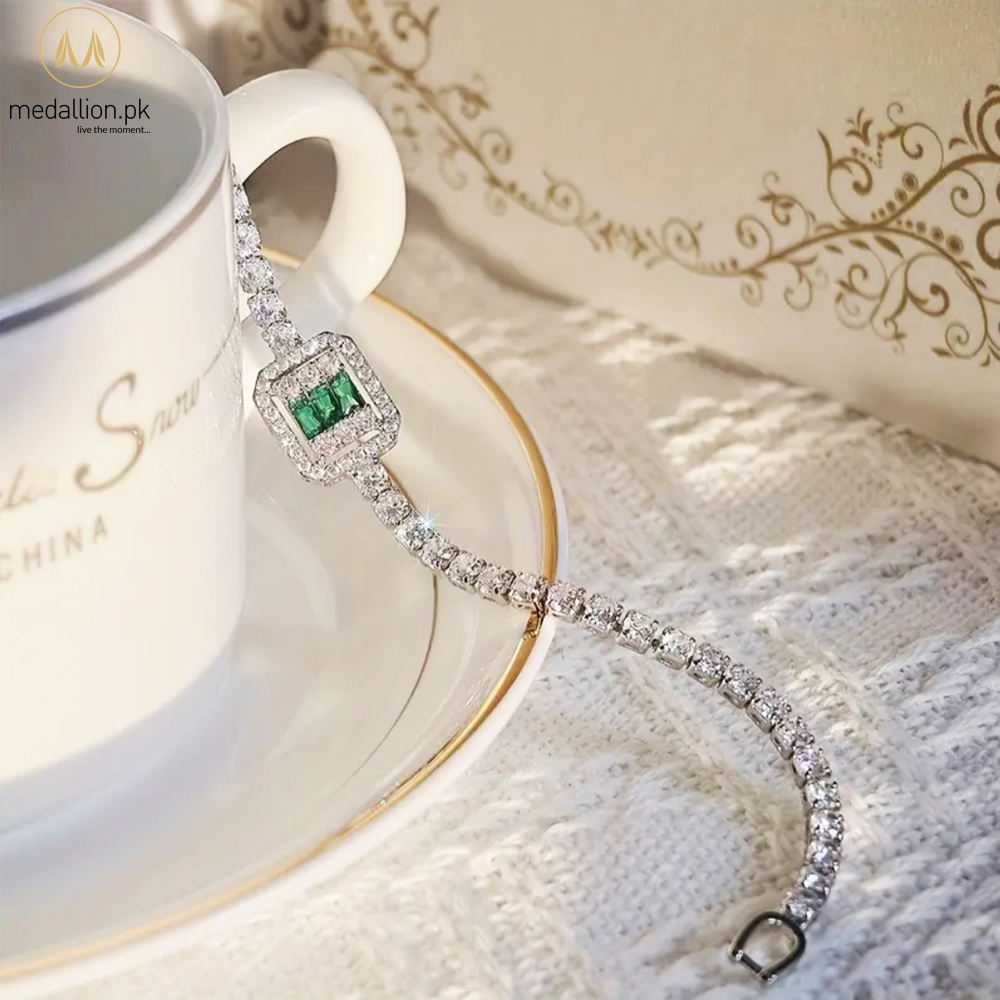 Silver Plated Green and White Cubic Zirconia Vintage Bracelet