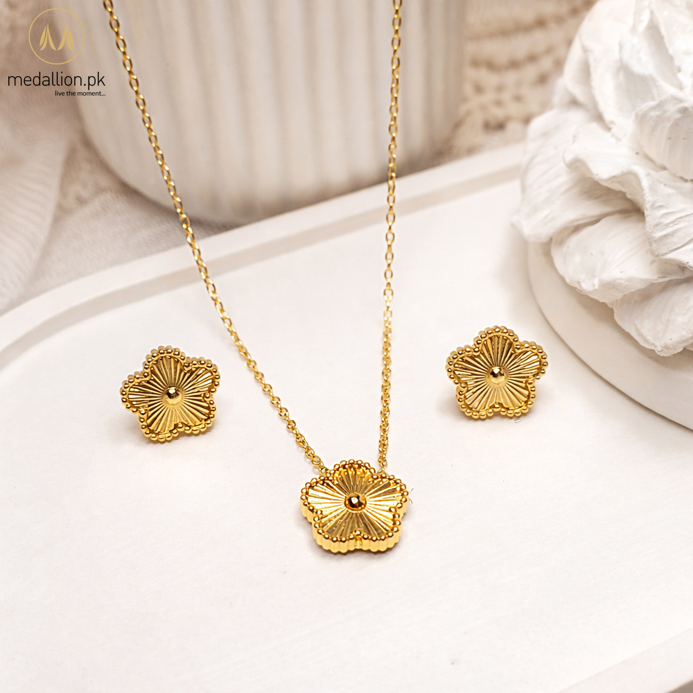 Stainless Steel 18K Gold Plated Lucky Clover Jewelry Set
