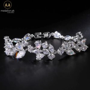 Luxury White Gold Plated Flower Cubic Zirconia Bracelet