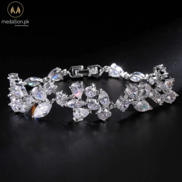Luxury White Gold Plated Flower Cubic Zirconia Bracelet