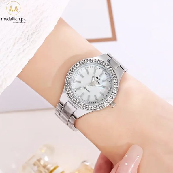 Quartz Movement Silver Steel Strap Sea Shell Dial Watch