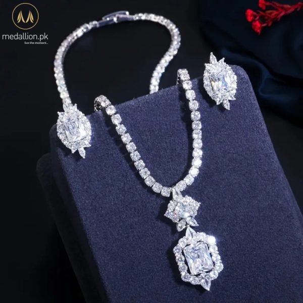 Luxury White Gold Plated Big Zircons Jewelry Set